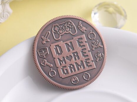 Ultimate Gamer Gift: Double-Sided Decision Maker Coin